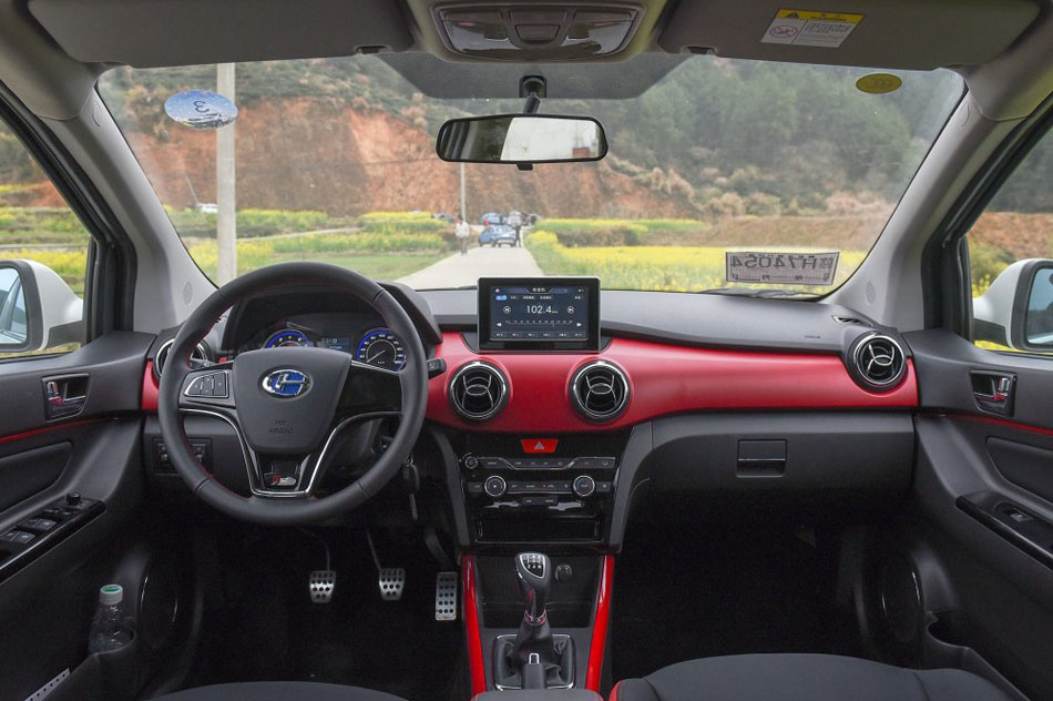 2016款 1.5L 手动乐慧版 内饰