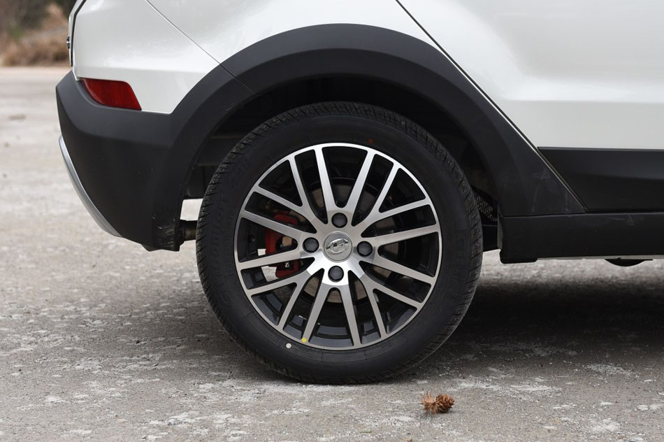 2016款 1.5L 手动乐慧版 细节