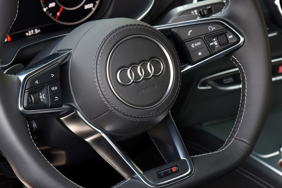 2016款 TTS Coupe 2.0TFSI quattro 内饰