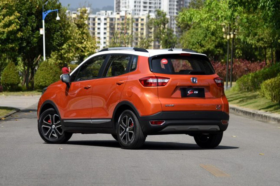 2016款 1.5L 手动尊贵版 外观