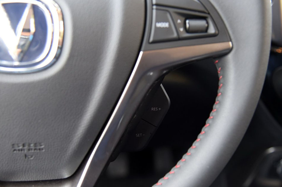 2016款 1.5L 手动尊贵版 内饰