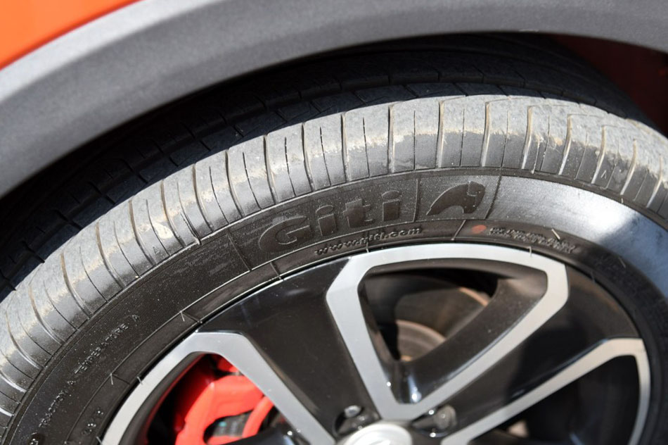 2016款 1.5L 手动尊贵版 细节