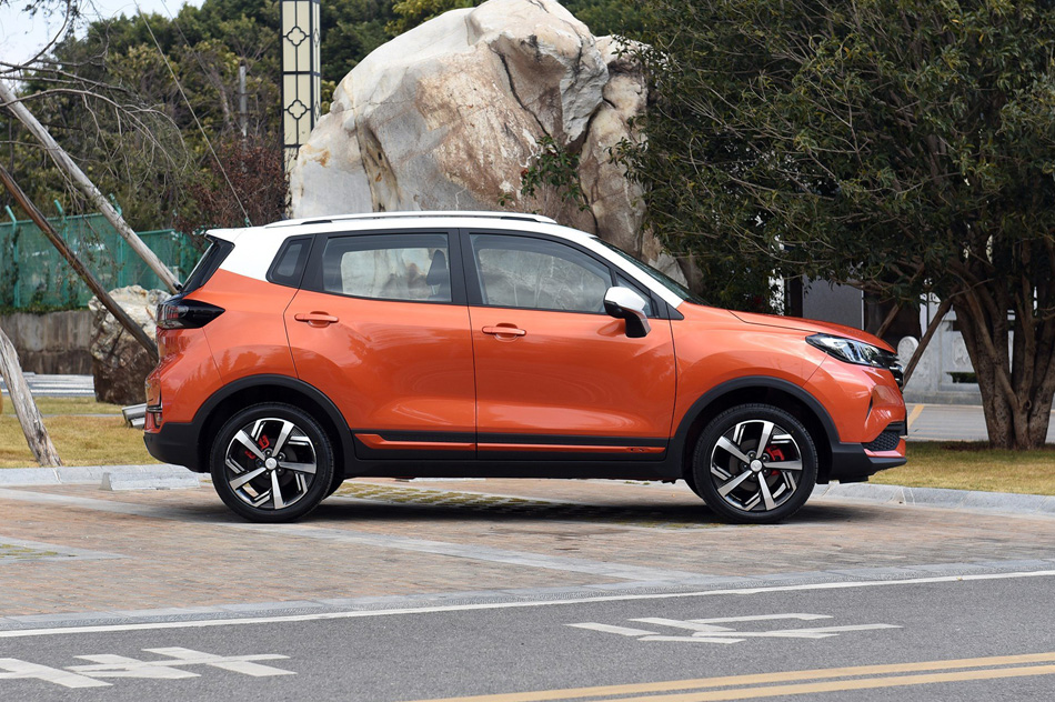 2019款 1.5L 自动旗舰型 外观