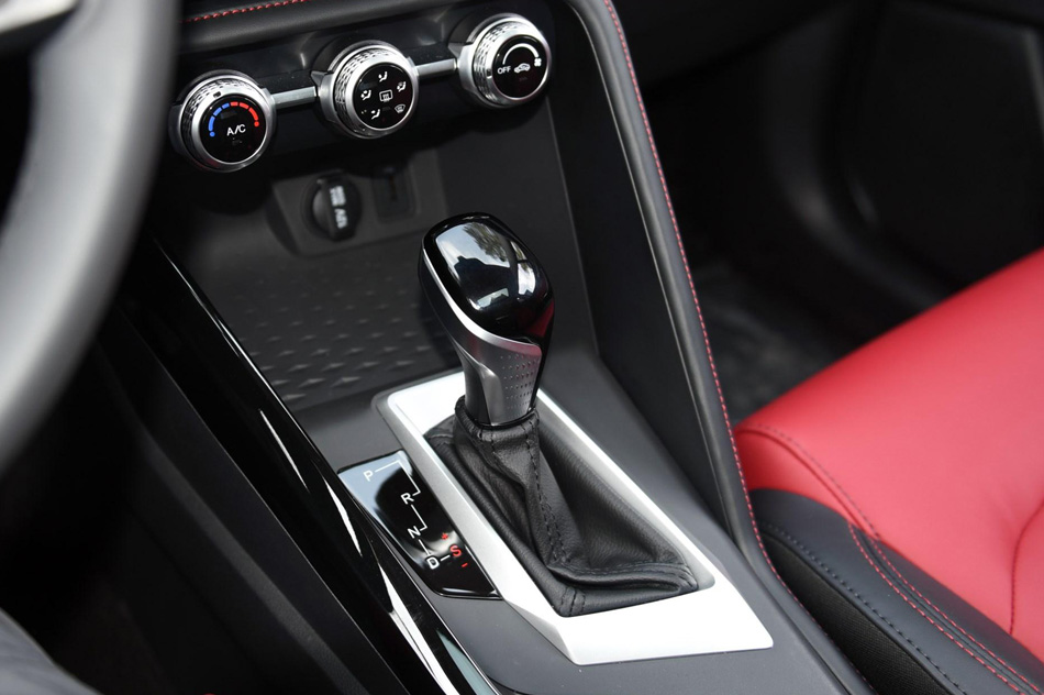 2019款 1.5L 自动旗舰型 内饰