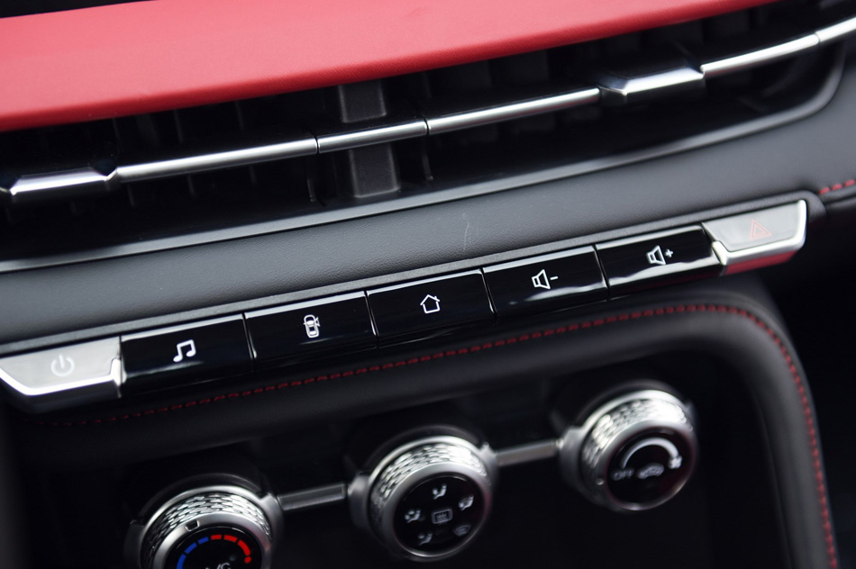 2019款 1.5L 自动旗舰型 内饰