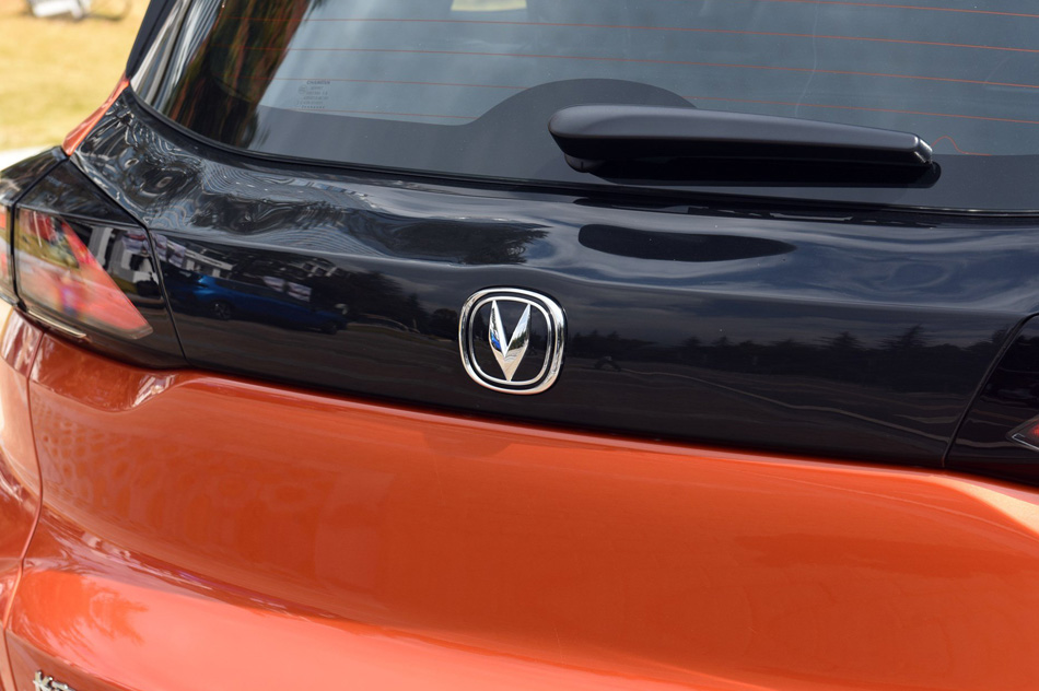 2019款 1.5L 自动旗舰型 细节