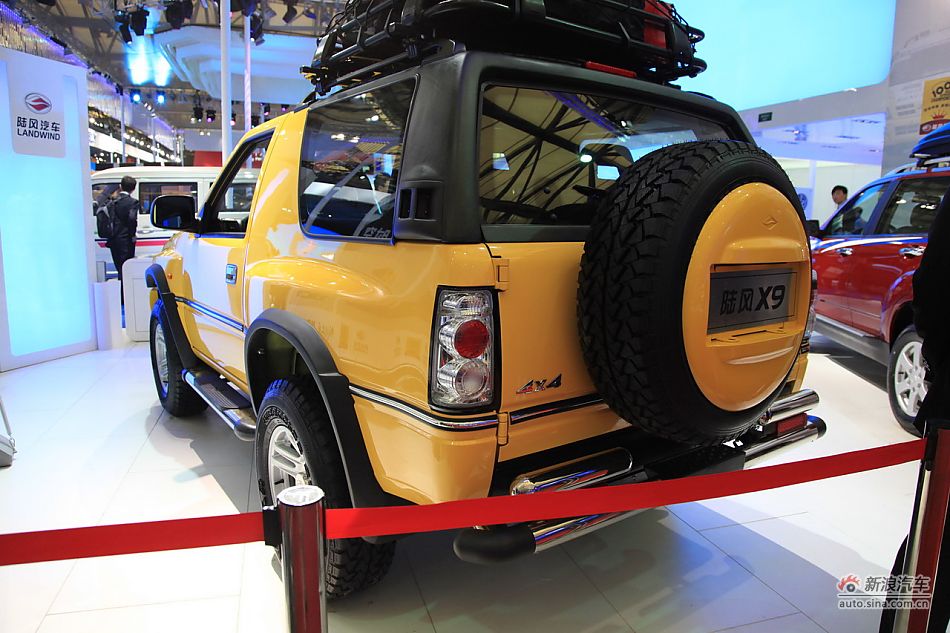江铃陆风X9