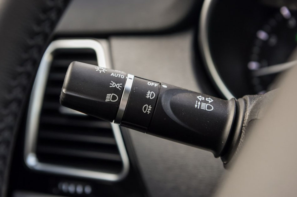 2016款 1.5T 自动两驱精英型 内饰