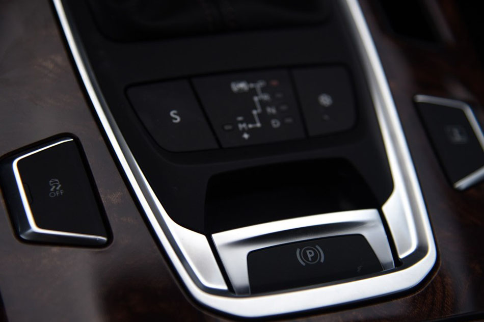 2016款 1.8T 旗舰型 内饰