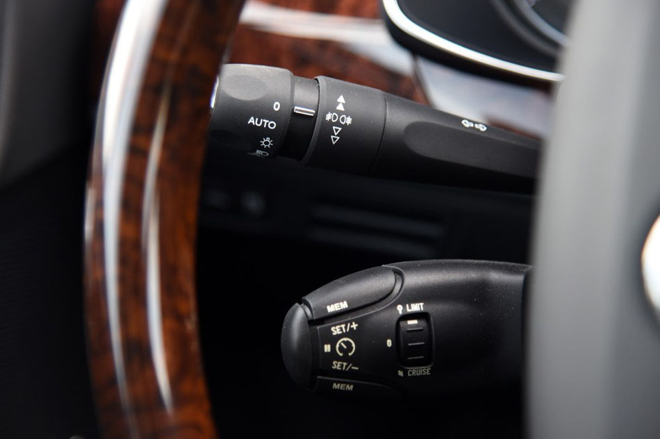 2016款 1.8T 旗舰型 内饰