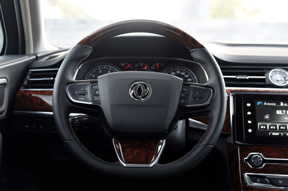 2016款 1.8T 旗舰型 内饰