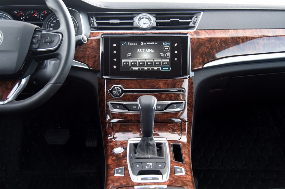 2016款 1.8T 旗舰型 内饰