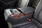 2016款 1.8T 旗舰型 座椅空间