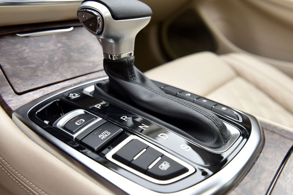 2016款 320T 至尊版 内饰