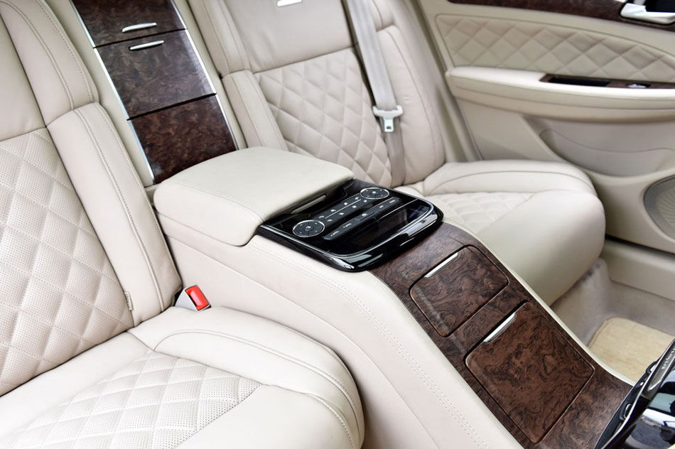 2016款 320T 至尊版 座椅空间