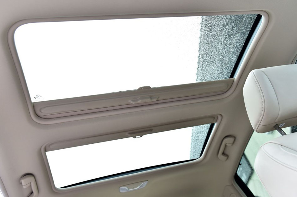 2016款 320T 至尊版 座椅空间