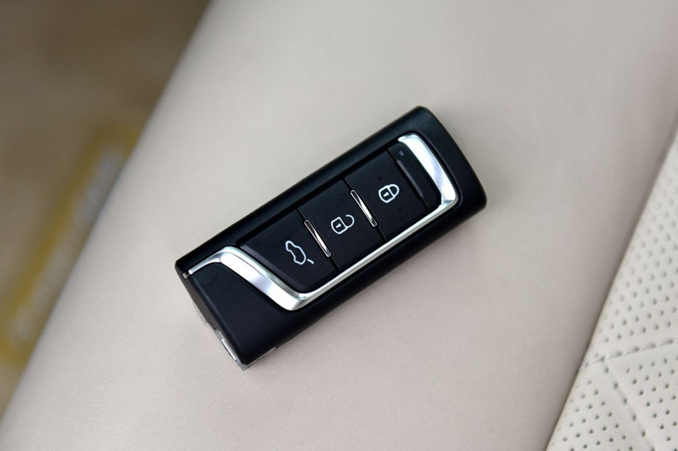 2016款 320T 至尊版 细节