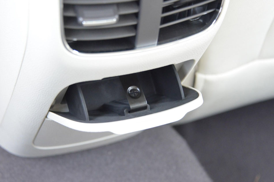 2016款 1.4T 行政尊享版 座椅空间