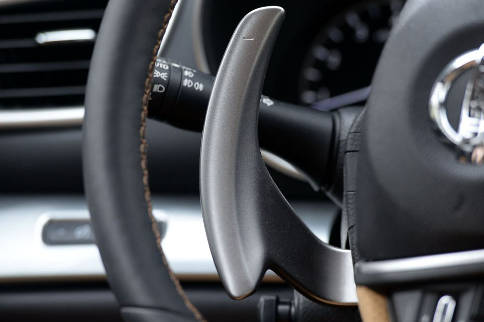 2016款 2.5L XV 至尊版 内饰