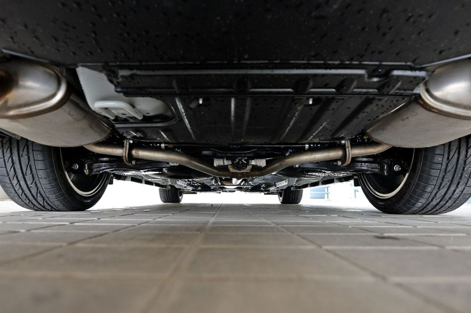 2016款 2.5L XV 至尊版 引擎底盘