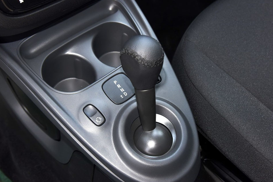 2016款 1.0L 灵动版 内饰