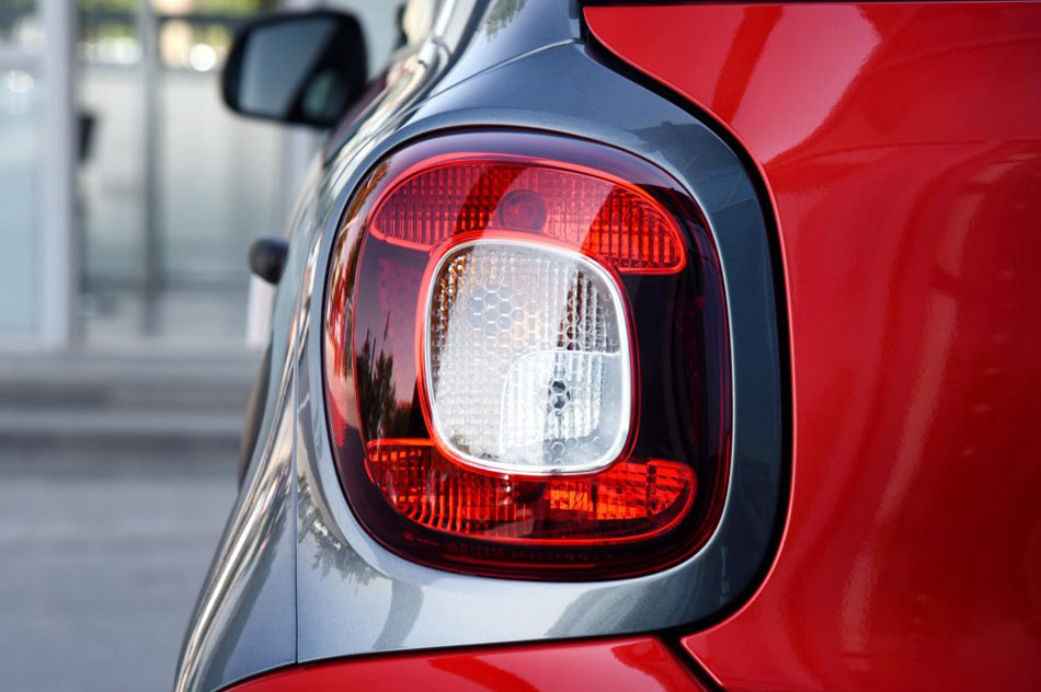 2016款 1.0L 灵动版 细节