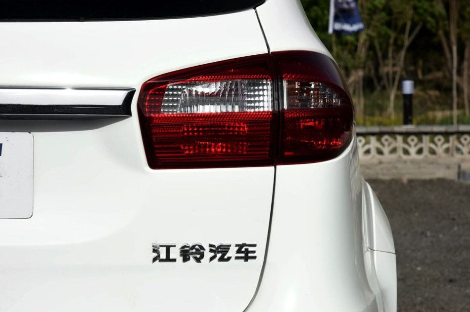 2016款 2.0T 自动两驱汽油豪华天窗版5 细节