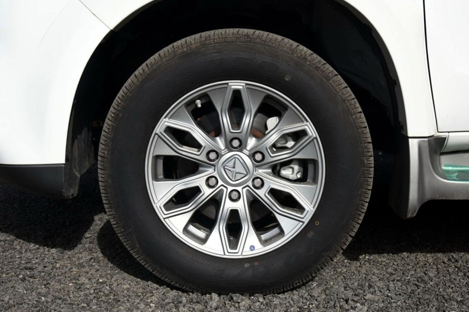 2016款 2.0T 自动两驱汽油豪华天窗版5 细节