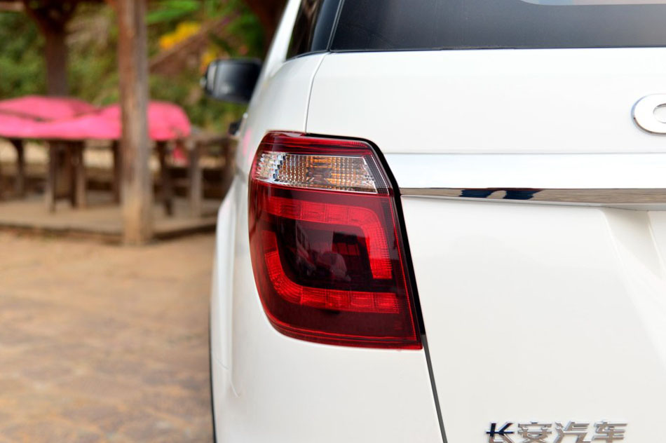 2016款 1.6L 手动豪华型 细节