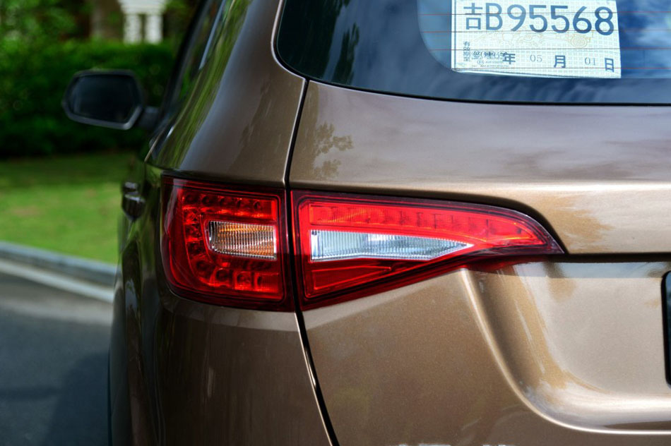 2016款 1.6L 尊贵型 细节