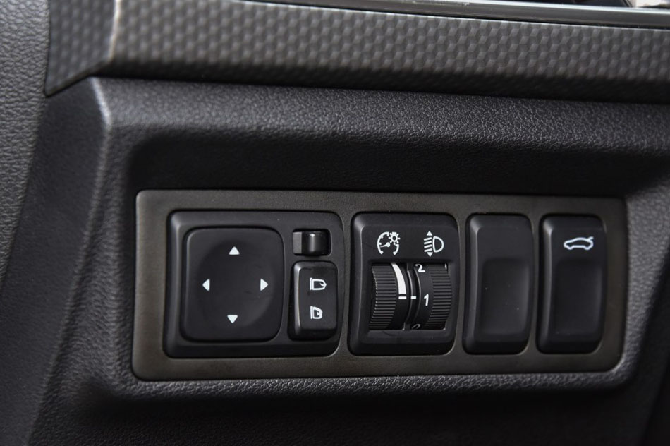 2016款 运动版 1.3T 自动臻尚型 内饰