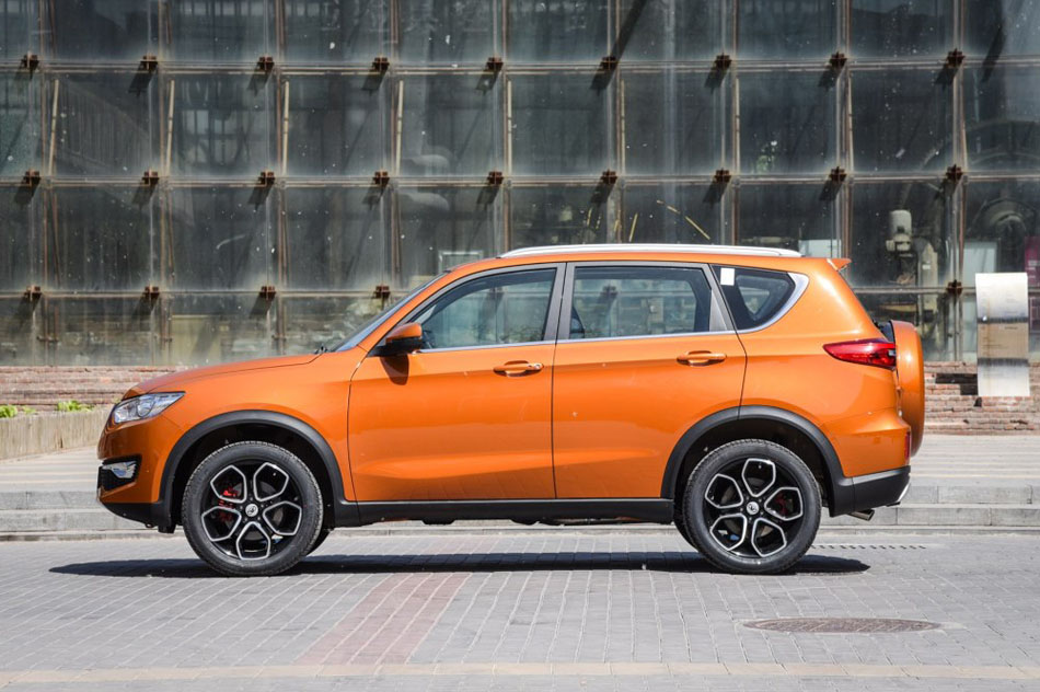 2016款 1.6L 手动智联V版 外观