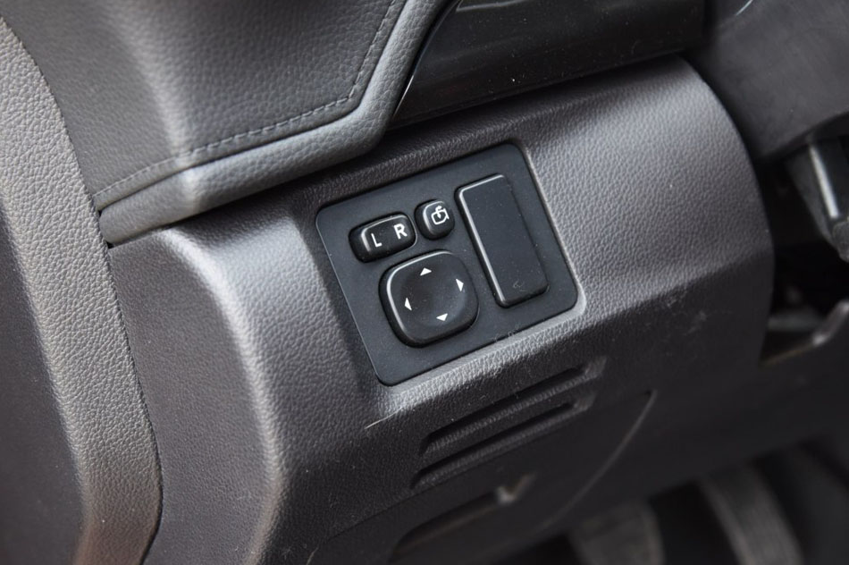 2016款 1.6L 手动智联V版 内饰