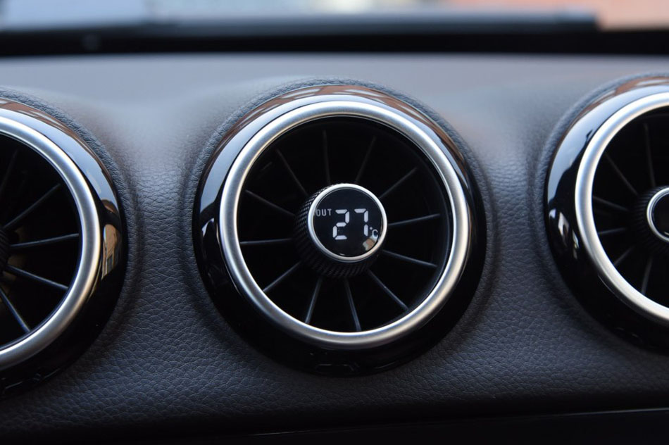 2016款 1.6L 手动智联V版 内饰