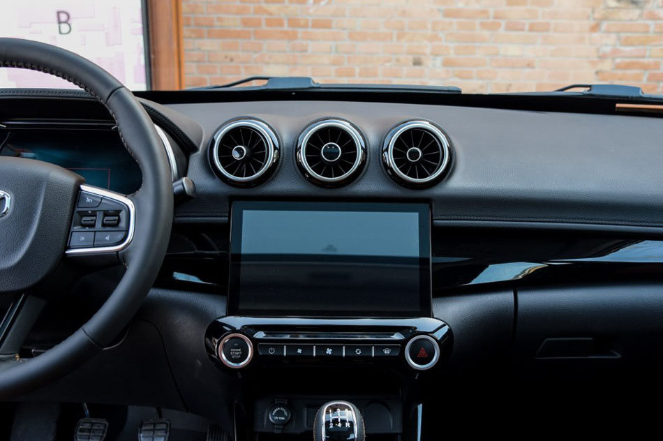 2016款 1.6L 手动智联V版 内饰