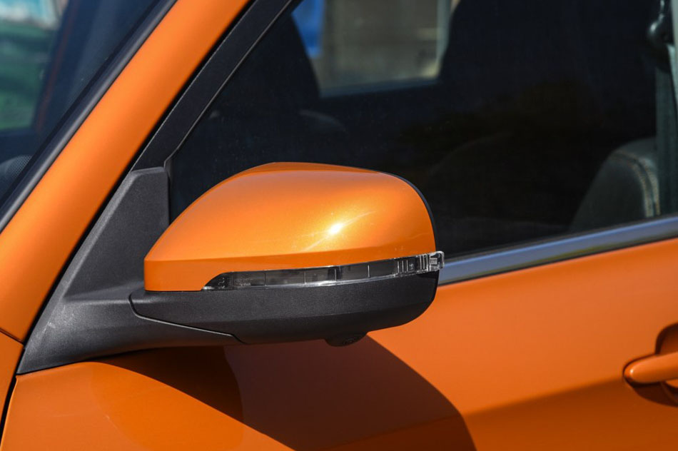 2016款 1.6L 手动智联V版 细节