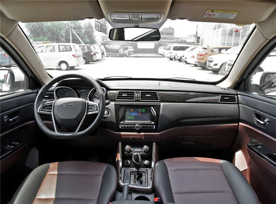 2016款 1.5L 自动尊享型 内饰