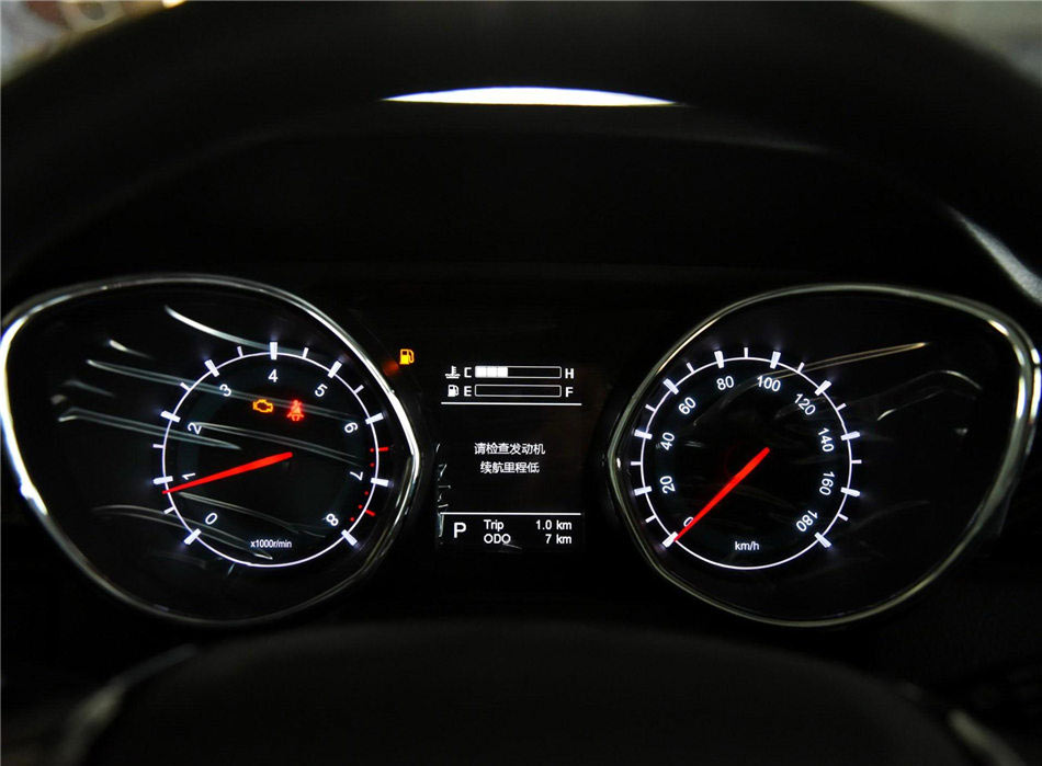 2016款 1.5L 自动尊享型 内饰