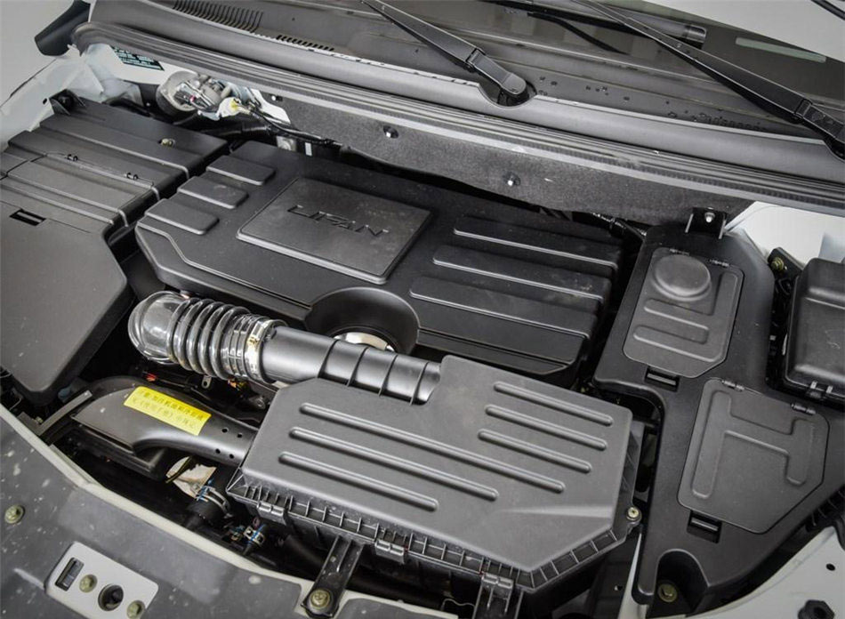 迈威 2016款 1.5L 自动尊享型 引擎底盘