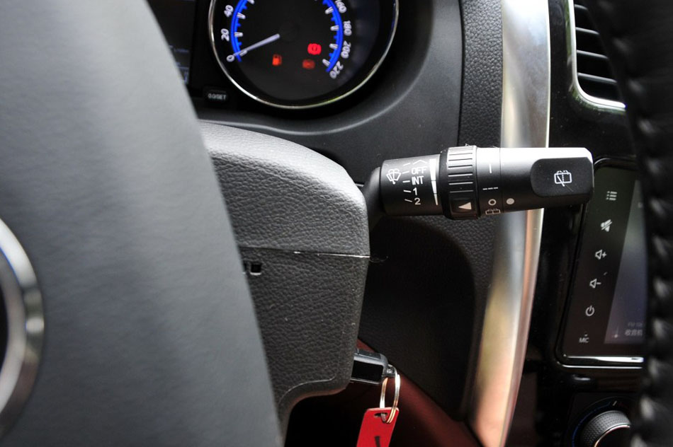 2016款 2.0L 手动豪华型 内饰
