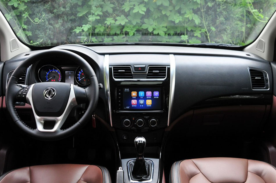 2016款 2.0L 手动豪华型 内饰