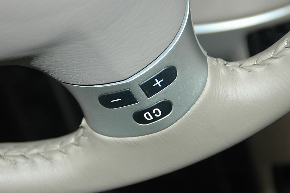 江铃陆风X6内饰