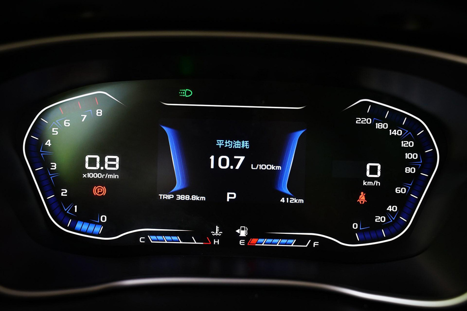 2018款 1.4T CVT 4G互联旗舰型 内饰