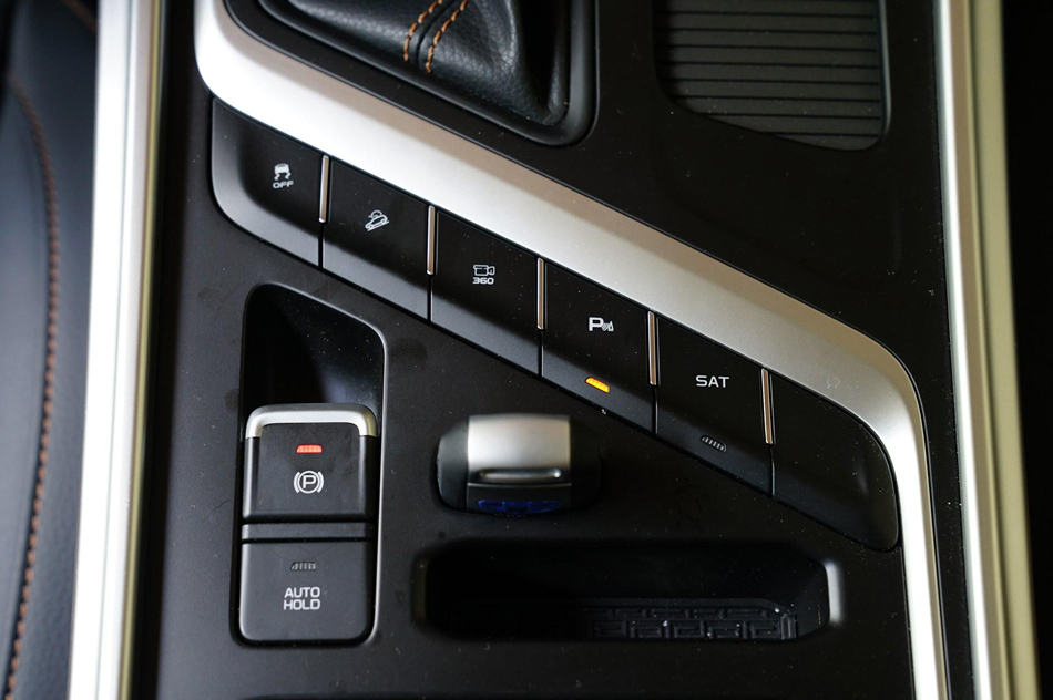 2018款 1.4T CVT 4G互联旗舰型 内饰