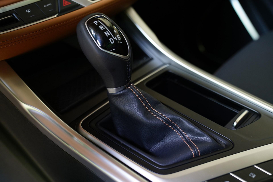 2018款 1.4T CVT 4G互联旗舰型 内饰