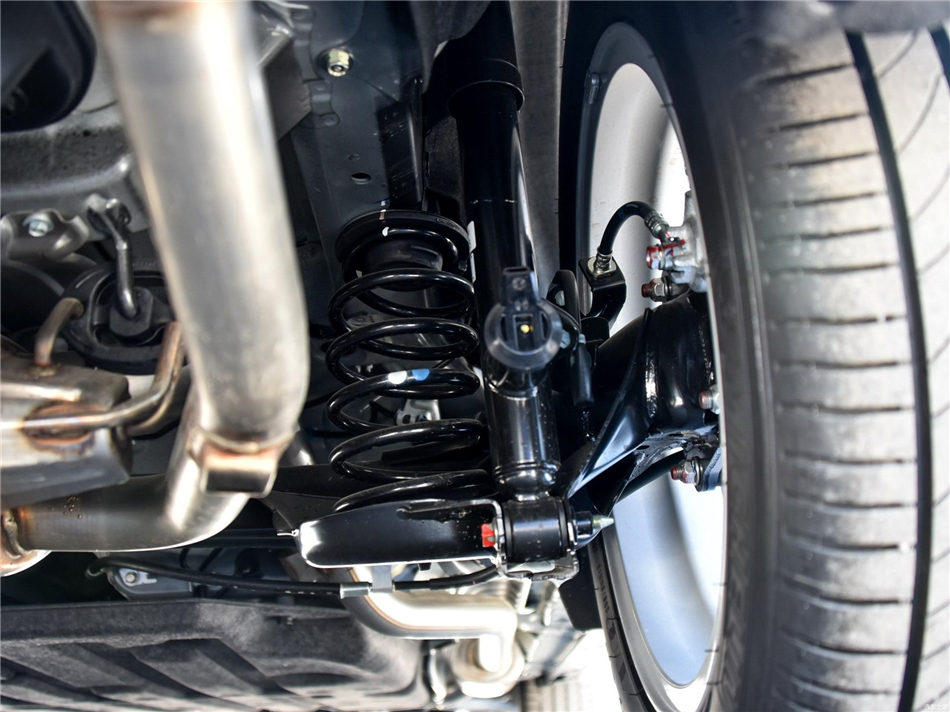 广汽讴歌CDX 引擎底盘