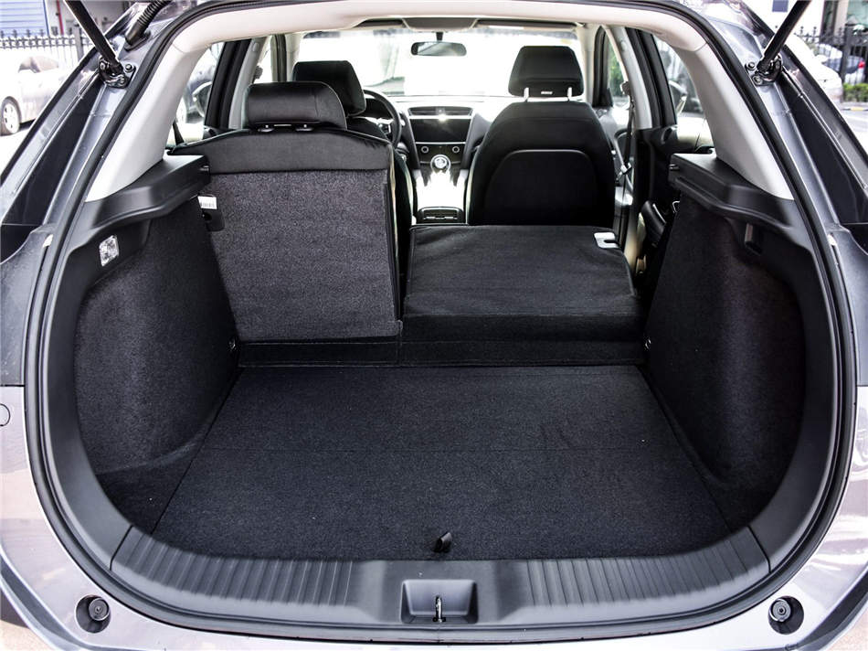 广汽讴歌CDX 座椅空间