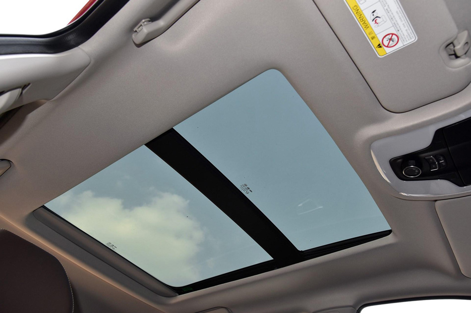 2018款 FLY款 1.5T 自动劲享版 座椅空间