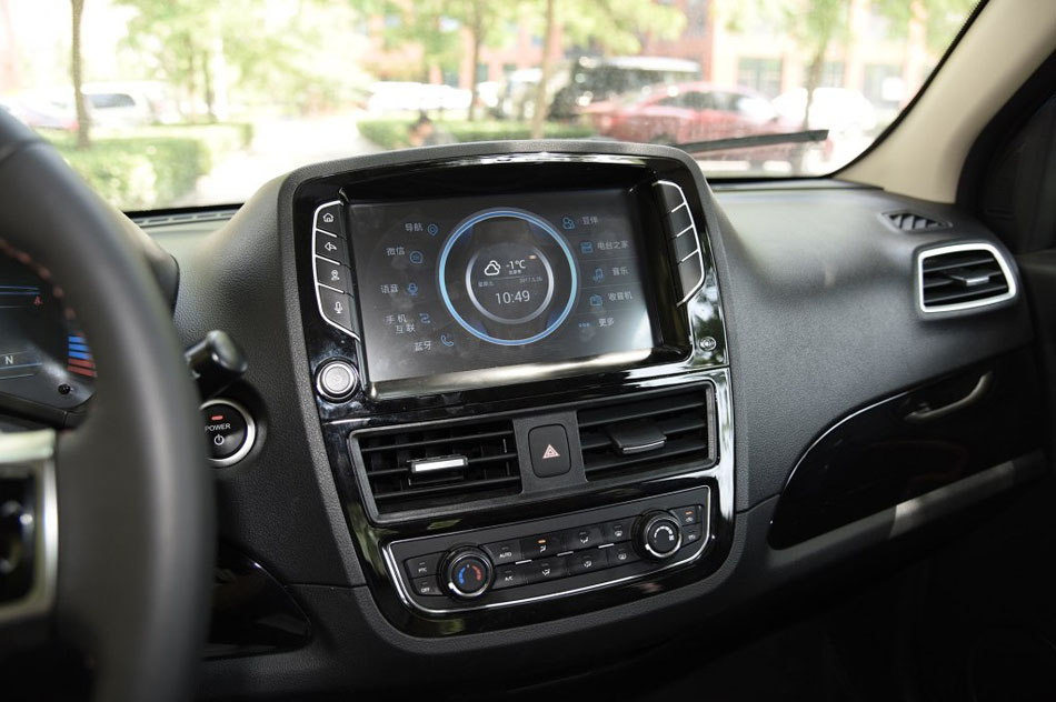 2017款 D2S 内饰