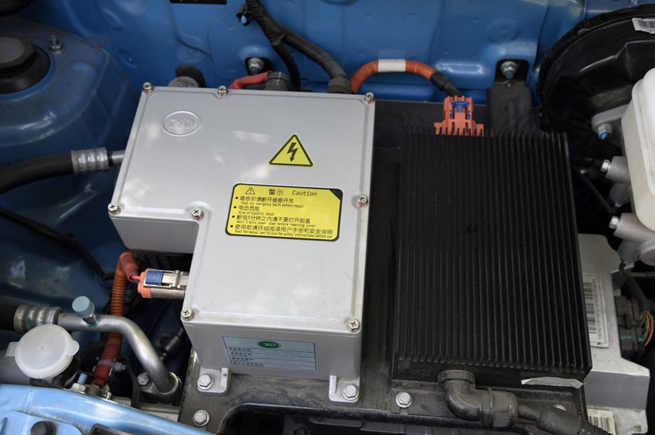 2017款 D2S 引擎地盘